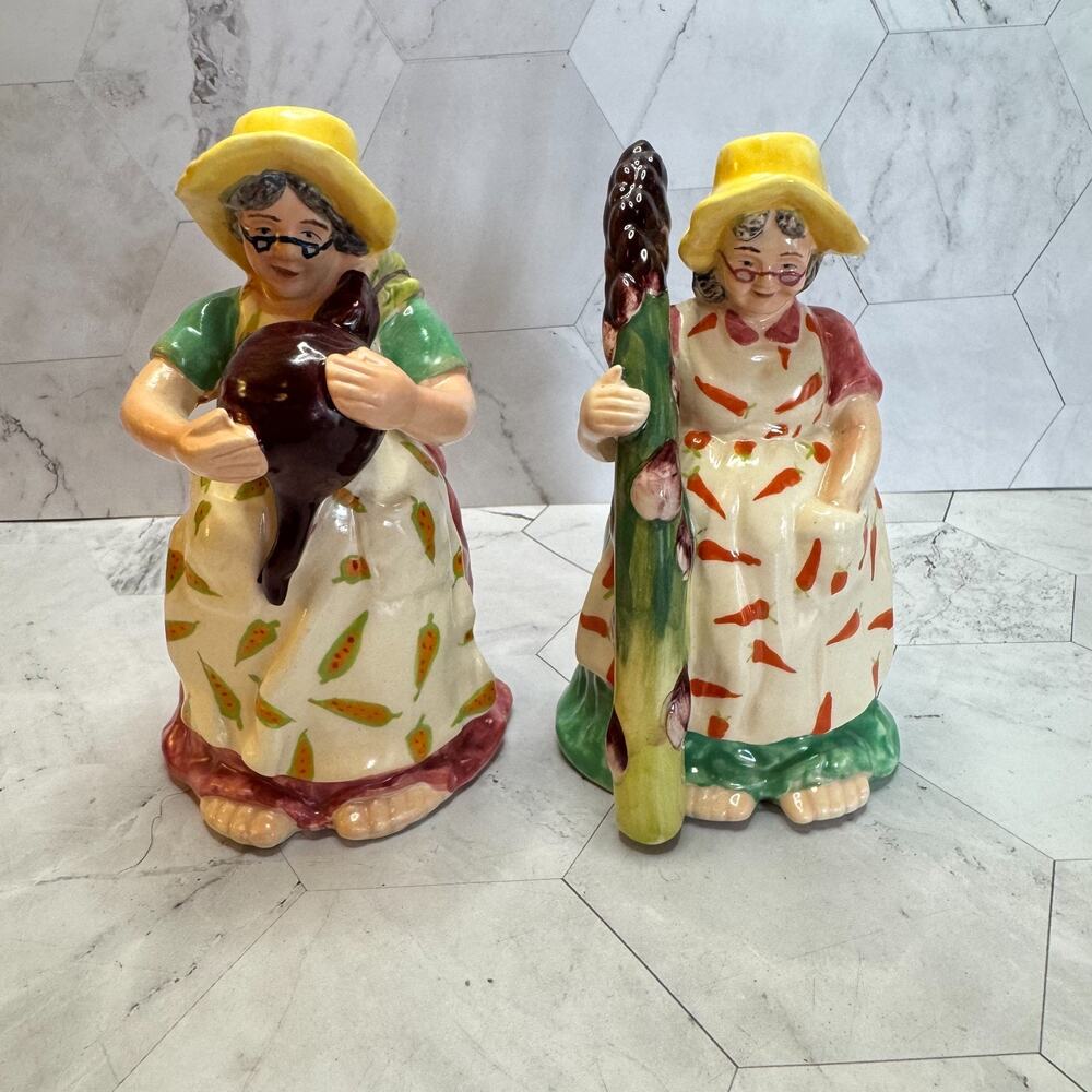 Blue Sky Clayworks Salt & Pepper Shakers 18 Carrots by Laura Kelly Grandma EUC